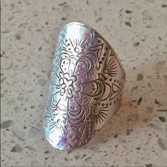 Adjustable sterling silver etched ring - Picture 1 of 10